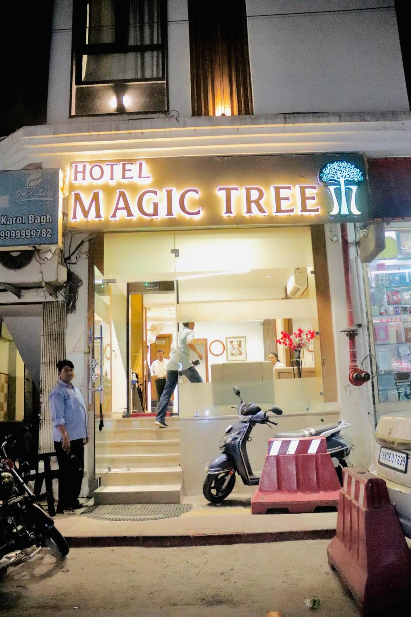 Hotel Magic Tree Karol Bagh Metro Station New Delhi Exterior photo